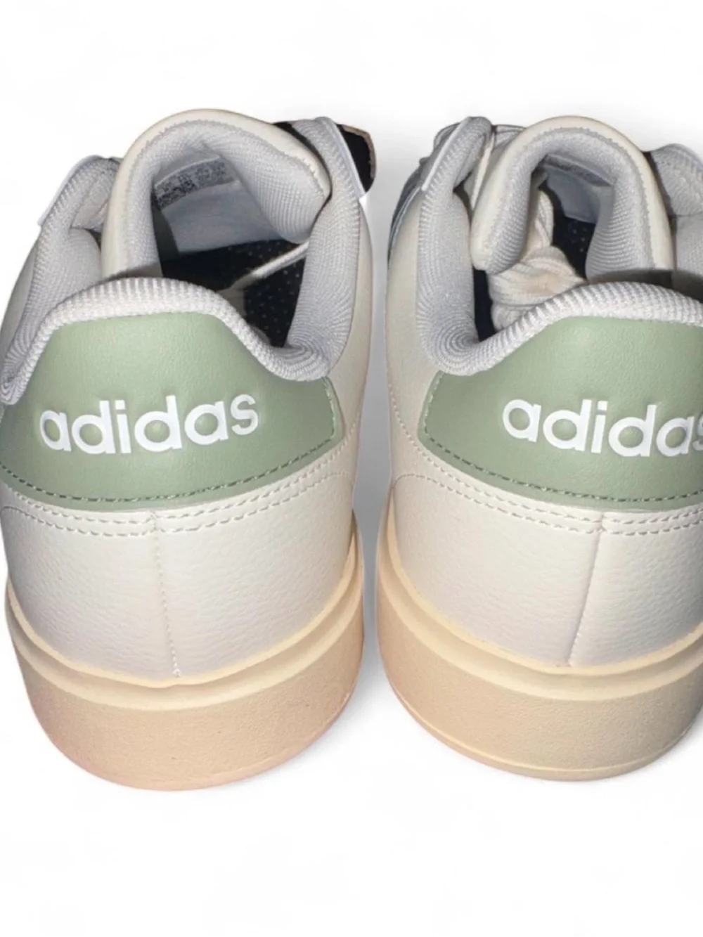 adidas low top